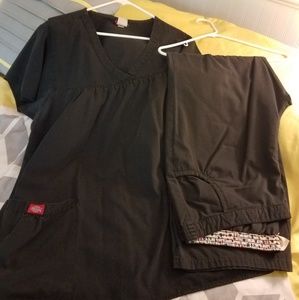 Women's xl Dickies Scrub set